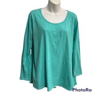LuLaRoe long Sleeve tee shirt. In a seafoam color Size 2XL